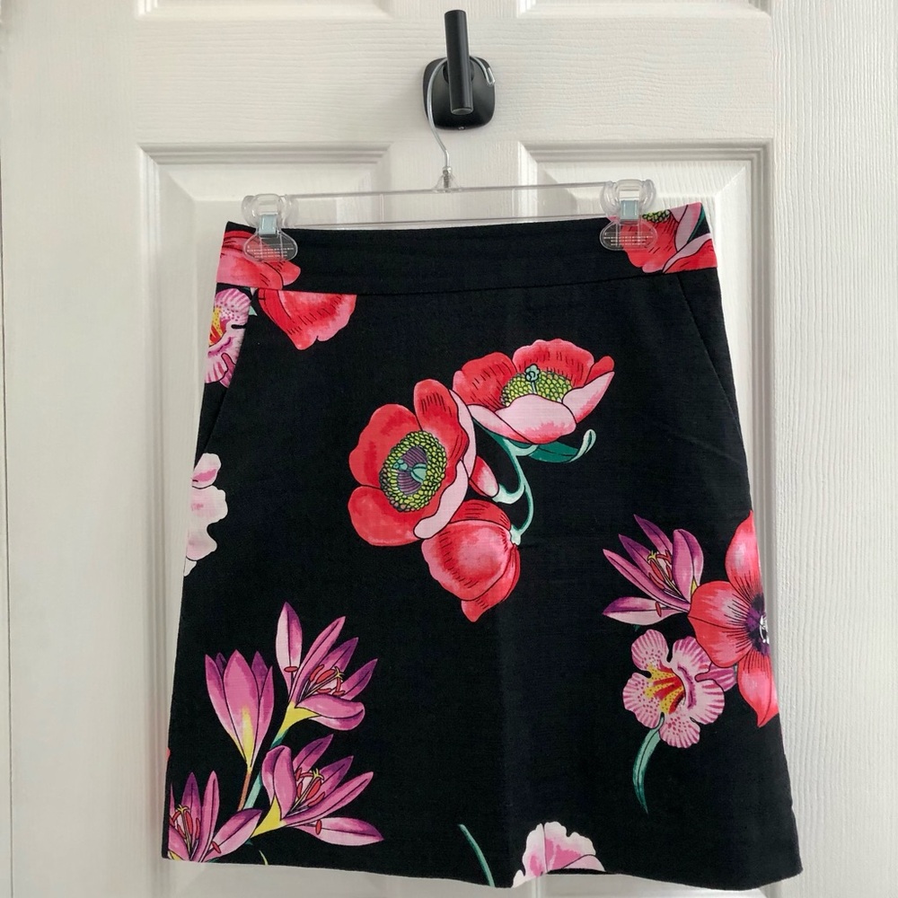Ann Taylor Floral Black Skirt